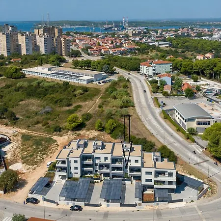 Lux Oliva With Whirlpool And Free Parking *